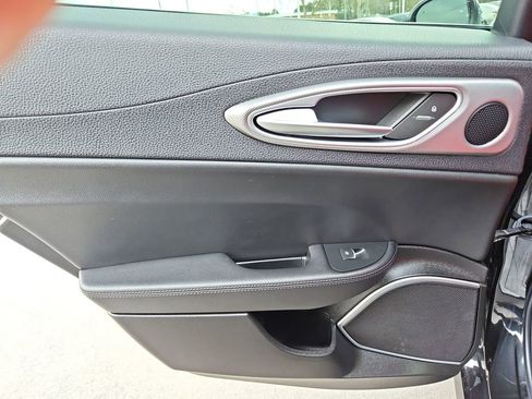 Used 2023 Alfa Romeo Giulia Veloce image 21