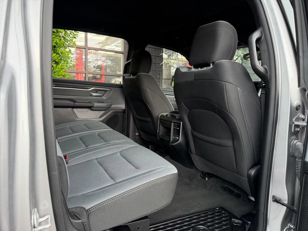 Used 2022 RAM 1500 Big Horn RWD image 41
