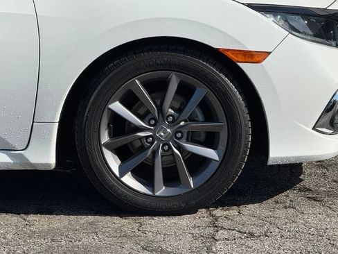 Used 2019 Honda Civic EX image 3