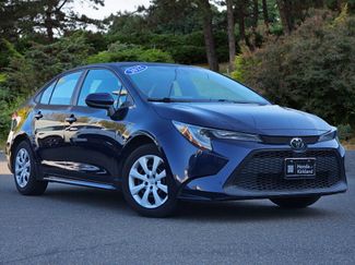 Used 2022 Toyota Corolla LE image 1