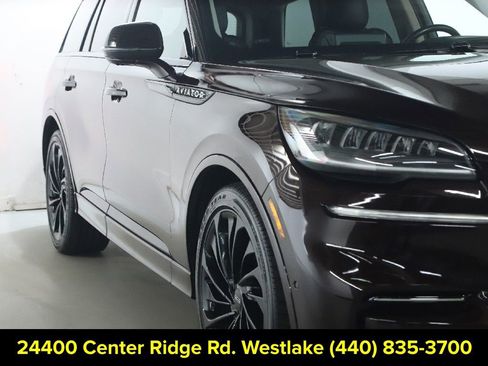 Certified 2023 Lincoln Aviator Reserve w/ Equipment Group 201A AWD/4WD image 9