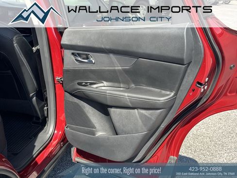 Used 2025 Nissan Murano SV AWD/4WD image 37