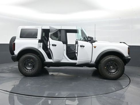 New 2025 Ford Bronco Badlands image 27