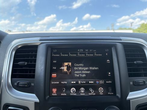 Used 2015 RAM 1500 Big Horn AWD/4WD image 23