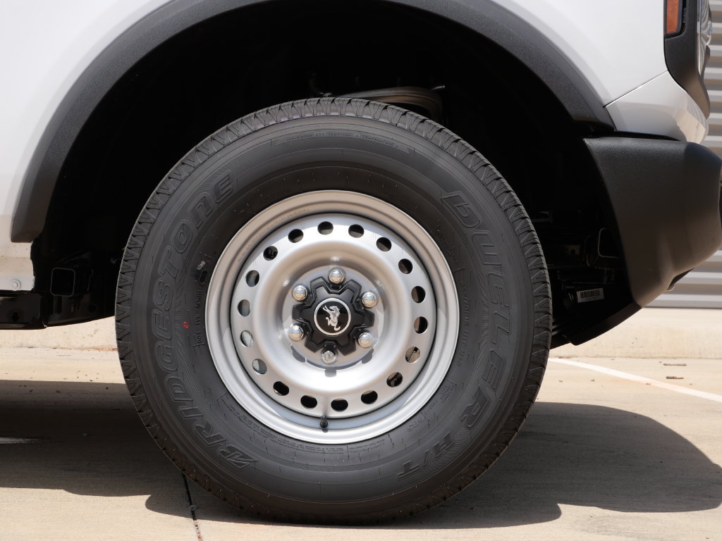 New 2026 Ford Bronco 4-Door AWD/4WD image 8
