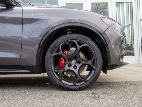 New 2025 Alfa Romeo Stelvio Sprint w/ Veloce Package image 5