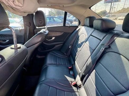 Used 2015 Mercedes-Benz C 300 C 300 4MATIC Sedan 4D image 7