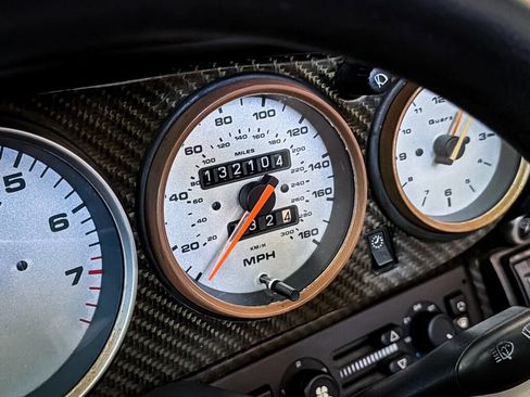 Used 1996 Porsche 911 Carrera image 37