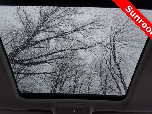 Used 2022 Volkswagen Atlas SEL image 21