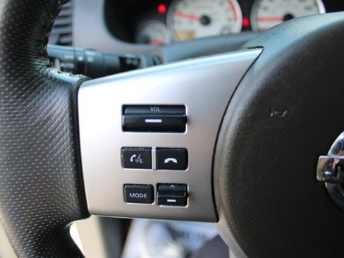 Used 2015 Nissan Xterra PRO-4X AWD/4WD image 31