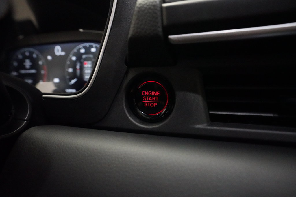 Used 2025 Honda Pilot Black Edition image 32