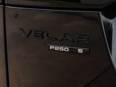 Used 2020 Land Rover Range Rover Velar S AWD/4WD image 34