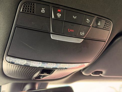 Used 2021 Mercedes-Benz GLC 300 4MATIC image 26