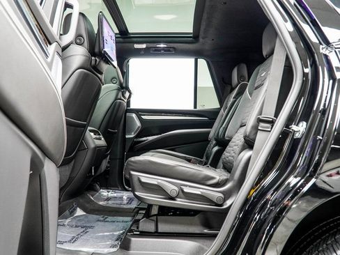 Used 2026 Cadillac Escalade Platinum Sport AWD/4WD image 54