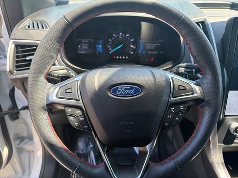 Used 2023 Ford Edge ST-Line w/ Class II Trailer Tow Package AWD/4WD image 19