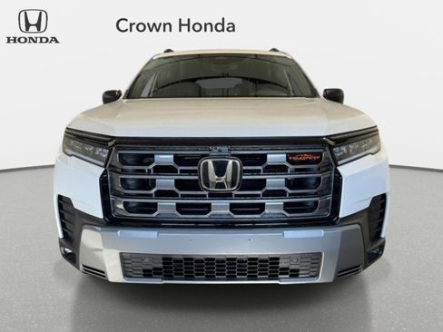New 2026 Honda Pilot TrailSport image 10