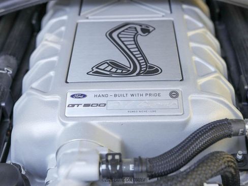 Used 2020 Ford Mustang Shelby GT500 w/ Technology Package image 17