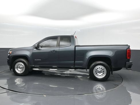 Used 2017 Chevrolet Colorado W/T w/ WT Convenience Package RWD image 4