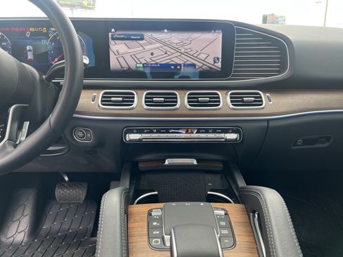 Certified 2025 Mercedes-Benz GLE 350 4MATIC image 30