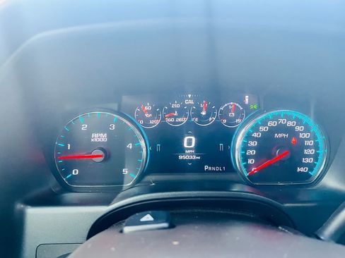 Used 2017 GMC Sierra 2500 Denali w/ Duramax Plus Package image 22