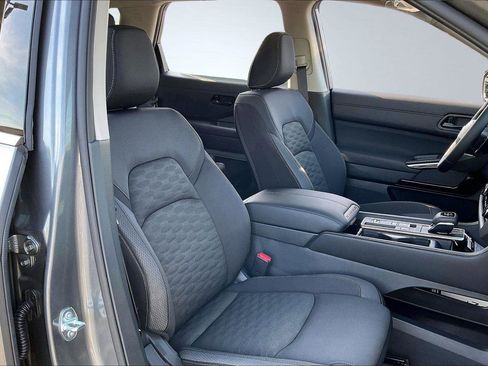 New 2026 Nissan Pathfinder SV AWD/4WD image 9