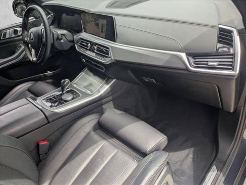 Used 2021 BMW X5 sDrive40i w/ Premium Package RWD image 21