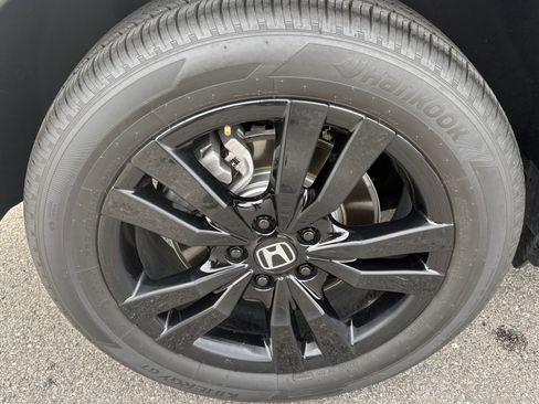 Used 2026 Honda HR-V Sport image 14