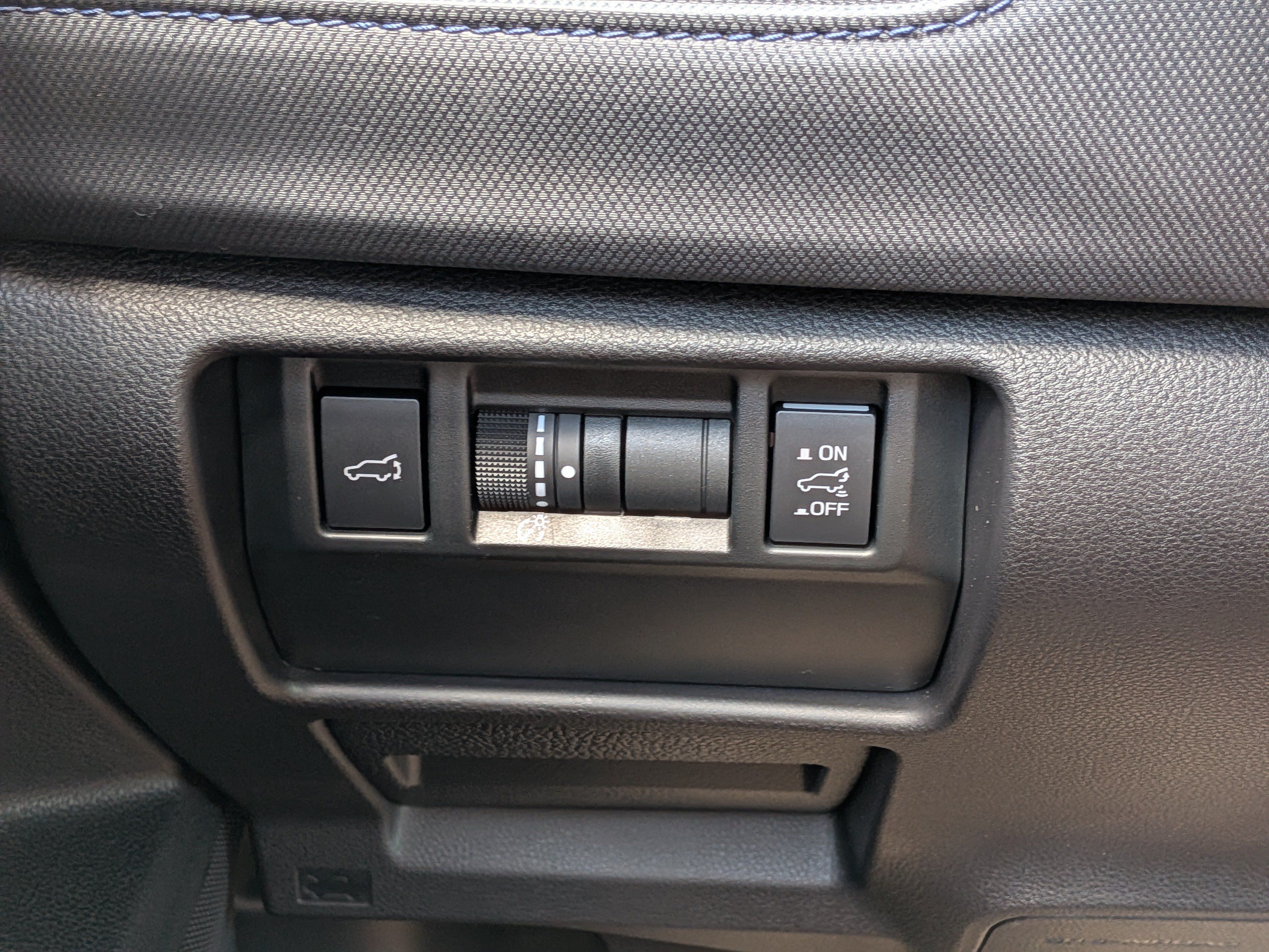 Used 2026 Subaru Forester Premium AWD/4WD image 25
