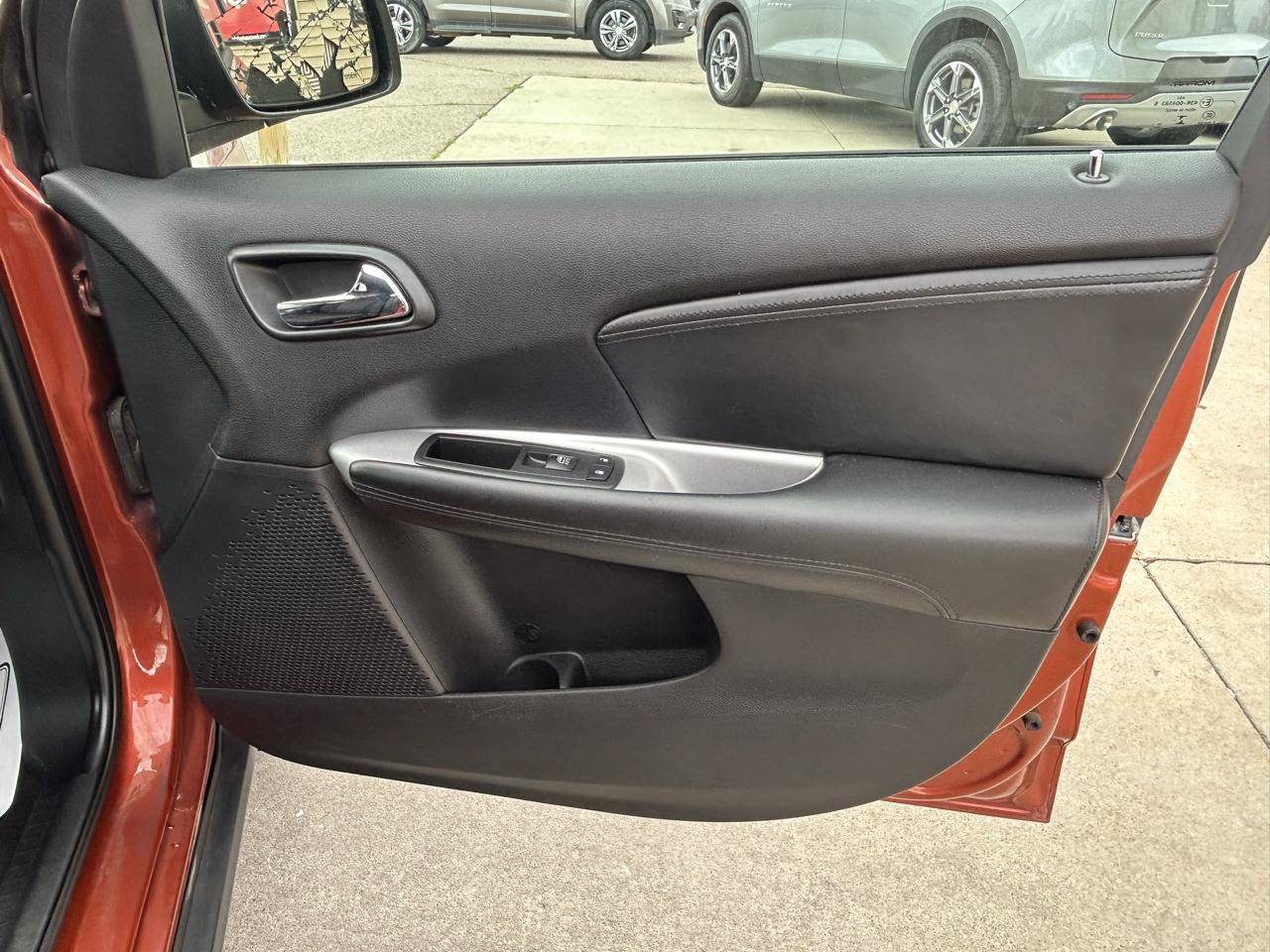 Used 2014 Dodge Journey SXT FWD image 16