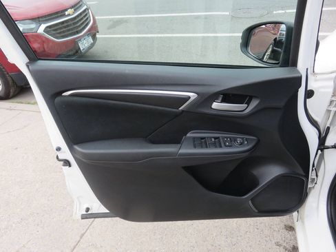 Used 2015 Honda Fit LX image 25