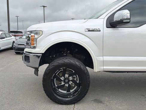 Used 2018 Ford F150 Lariat image 9