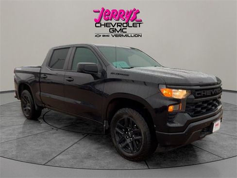 Used 2023 Chevrolet Silverado 1500 Custom w/ LPO, Dark Essentials Package image 7