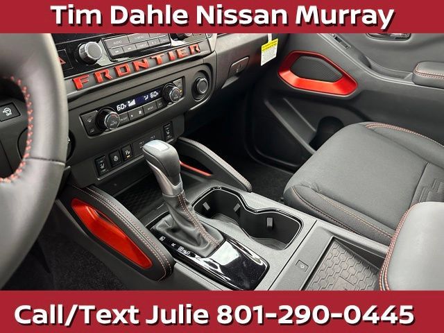 Used 2025 Nissan Frontier PRO-4X w/ Pro Convenience Package AWD/4WD image 27
