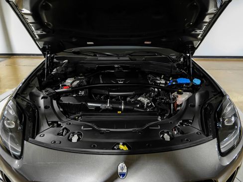 Used 2023 Maserati Grecale Modena image 53