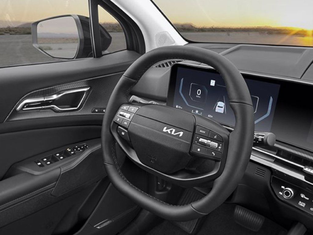 New 2026 Kia Sportage SX FWD image 8