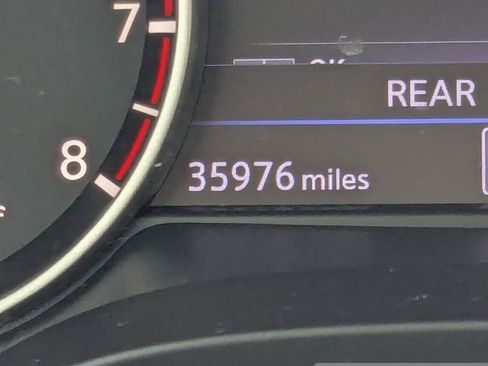 Used 2023 Nissan Maxima SR w/ Sport Mat Group image 25