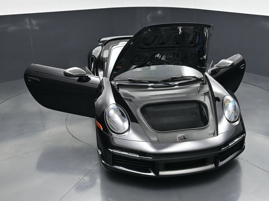 Certified 2022 Porsche 911 Turbo S AWD/4WD image 31