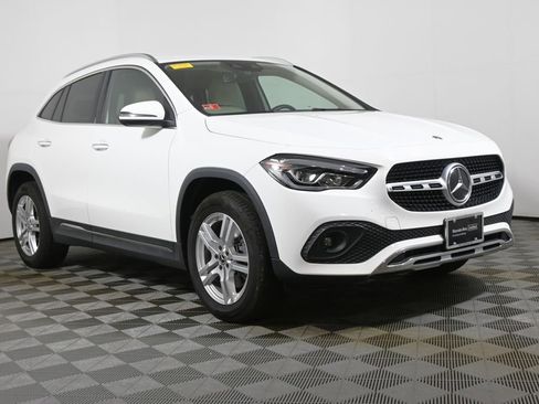 Used 2021 Mercedes-Benz GLA 250 4MATIC image 9