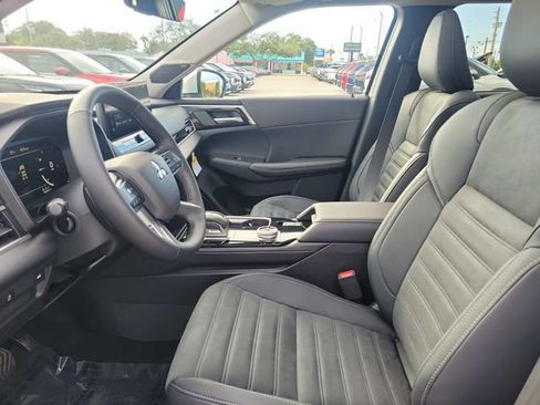 New 2026 Mitsubishi Outlander SE FWD image 20