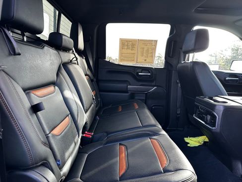 Used 2020 GMC Sierra 1500 AT4 w/ AT4 Premium Package image 39