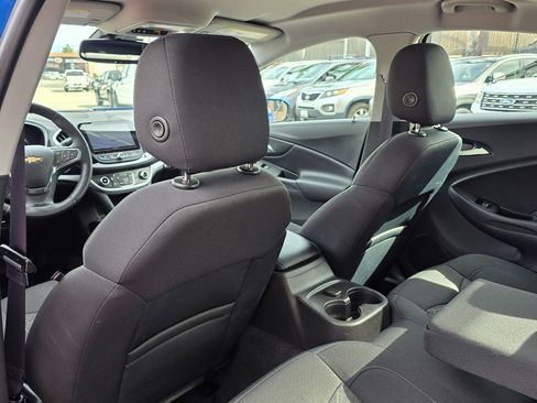 Used 2017 Chevrolet Volt LT w/ Comfort Package image 25