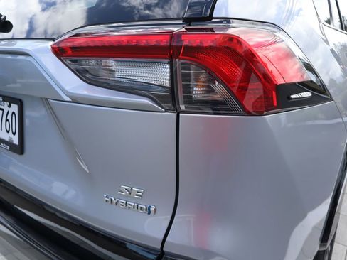 Used 2023 Toyota RAV4 SE AWD/4WD image 16