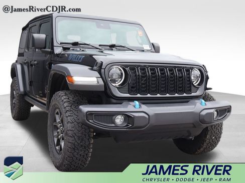 Used 2024 Jeep Wrangler Unlimited AWD/4WD image 6