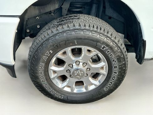 Used 2024 RAM 2500 Laramie image 11