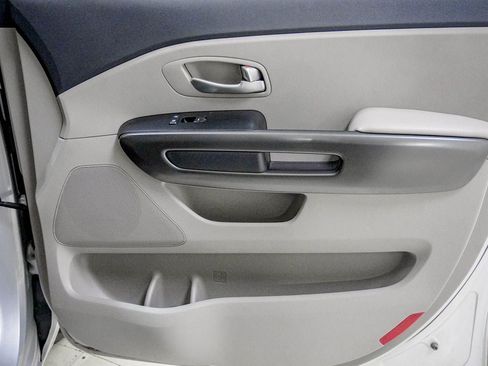 Used 2019 Kia Sedona EX FWD image 31