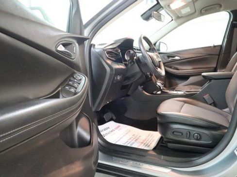 Used 2023 Buick Encore GX Select w/ Safety Package II image 9