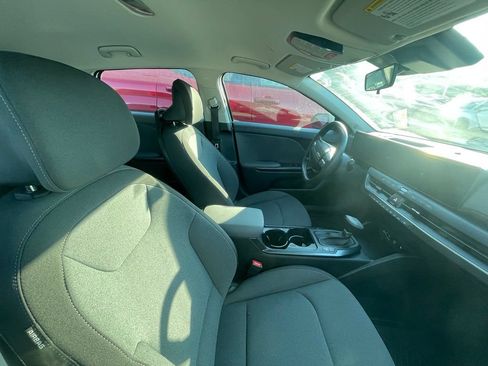 Certified 2025 Kia K4 FWD image 9