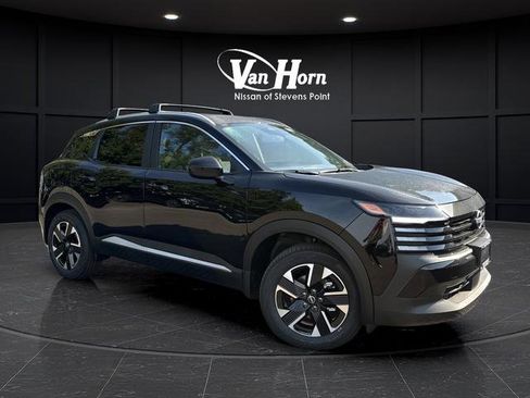 New 2026 Nissan Kicks SV w/ SV Premium Package image 32