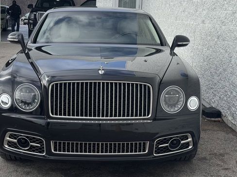 Used 2019 Bentley Mulsanne Speed image 2