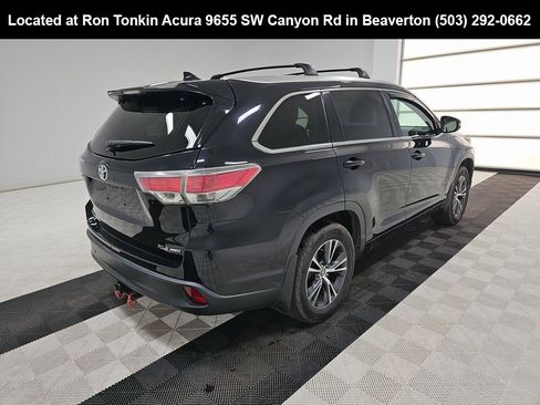 Used 2016 Toyota Highlander XLE image 5
